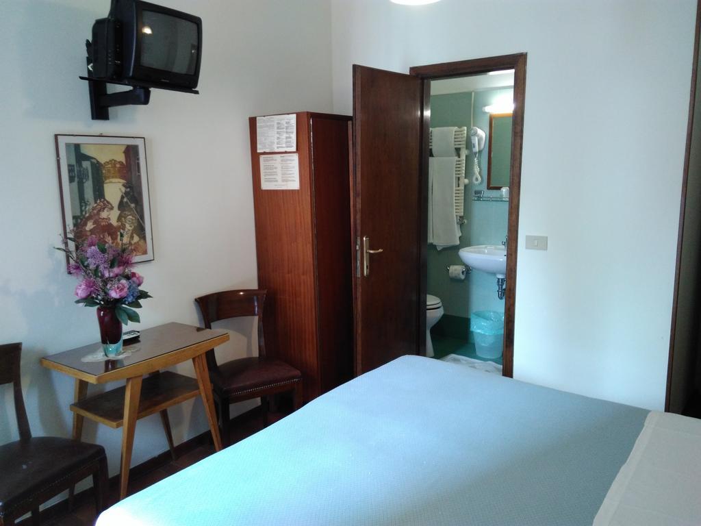 Albergo Al Gobbo Venice Luaran gambar