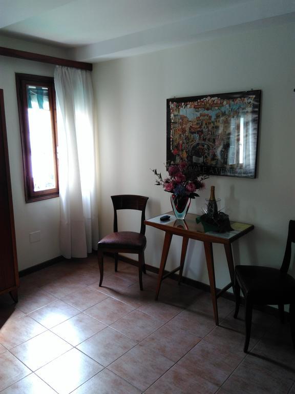 Albergo Al Gobbo Venice Luaran gambar