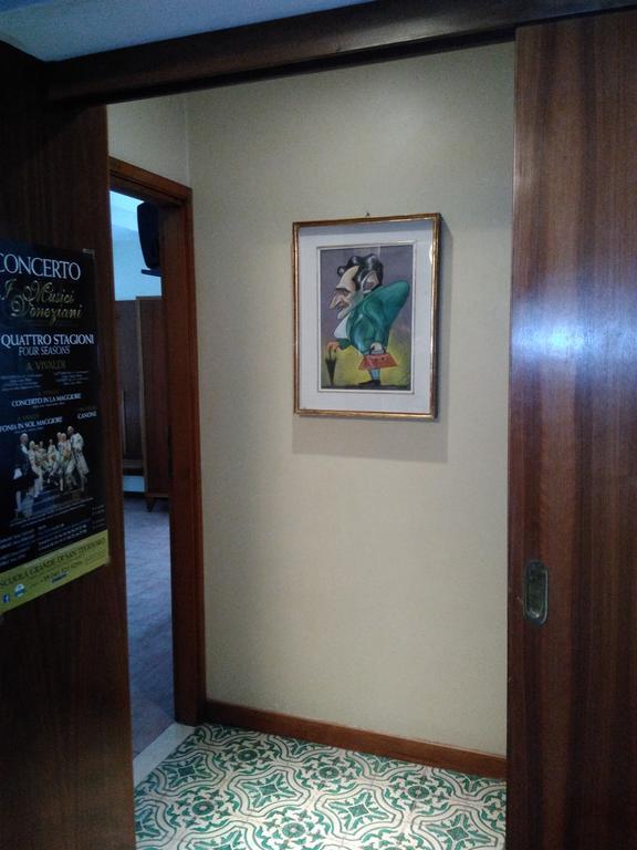 Albergo Al Gobbo Venice Luaran gambar
