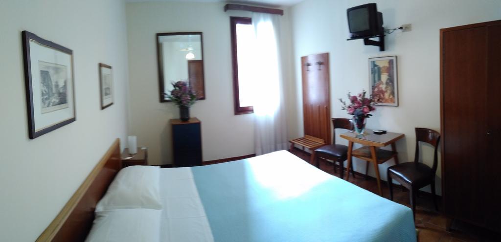 Albergo Al Gobbo Venice Bilik gambar