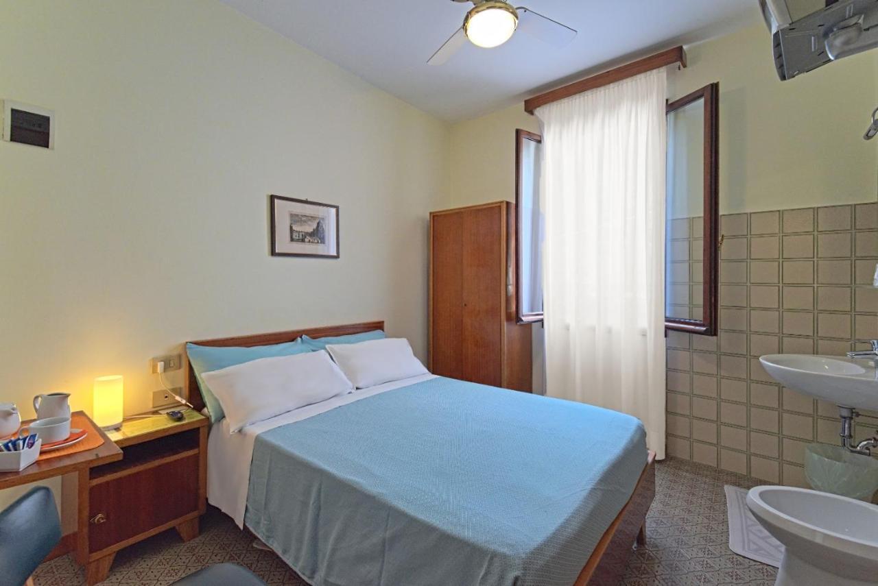 Albergo Al Gobbo Venice Luaran gambar